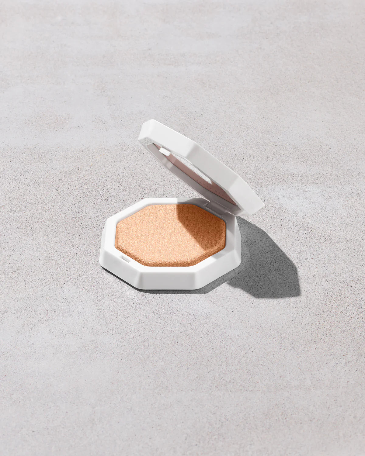 Fenty Beauty Illuminante diffusore di luce Demi'glow 02 Prosecco